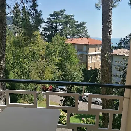 Alloggio La Rocca Apartment *