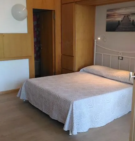 Alloggio La Rocca * ガルダ